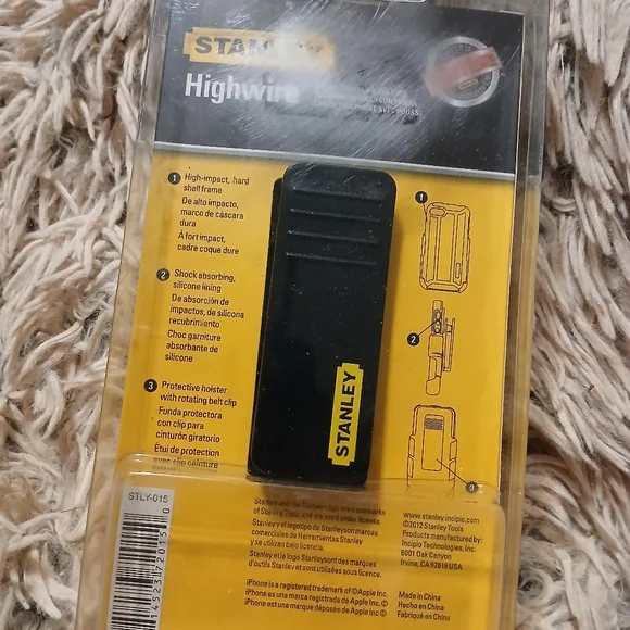 Stanley Black Protective Phone Case - Picture 5 of 7